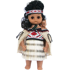Maori Wahine Doll With Cloak & Baby Boxed  - 29
