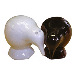 Kiwis Salt & Pepper Shakers - 10231